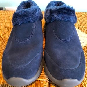Sketchers goga mat clog slippers